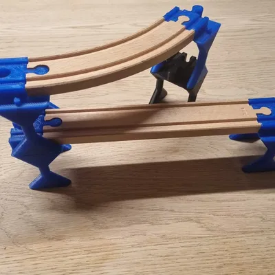 Tháp Xếp Chồng Cho Tàu Brio