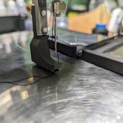 Chân Máy Vá Giày Da Kiểu Trung Hoa