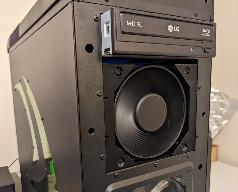 Ngàm Gắn Quạt 120mm Cho Khay Ổ Đĩa 5.25" - Image 1