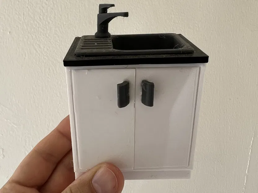 Doll House Kitchen Sink 1:12 - Image 4