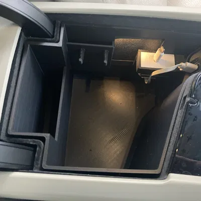 Volvo XC60 Console Organizer with slot for retractable USB cable