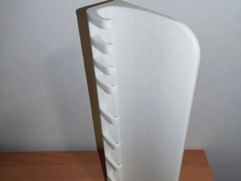 Kệ Treo Tường Có Móc Tiện Lợi - Image 1