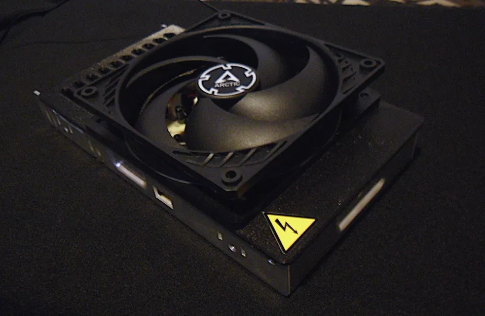 Mean Well LRS-350 Lid for 120mm Fan - Image 1