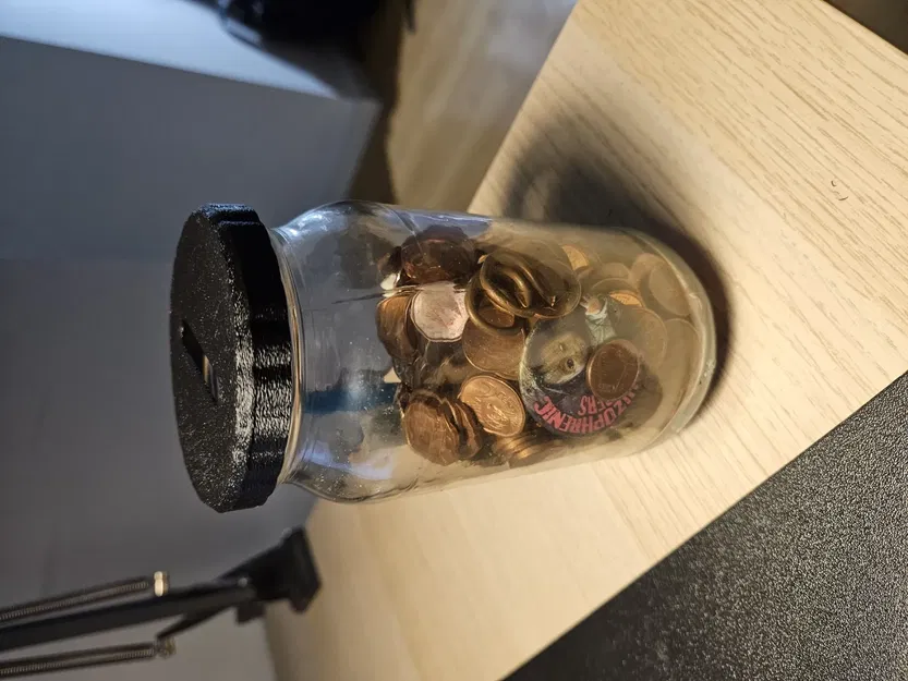 Piggy bank R - Image 2