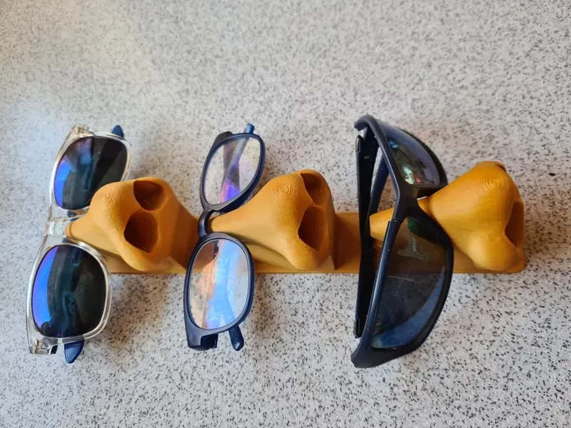 Kệ Kính Mũi x3 - Image 1