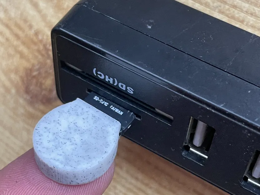 Khuôn In 3D: Cây Kẹp Thẻ Nhớ Micro SD - Image 2