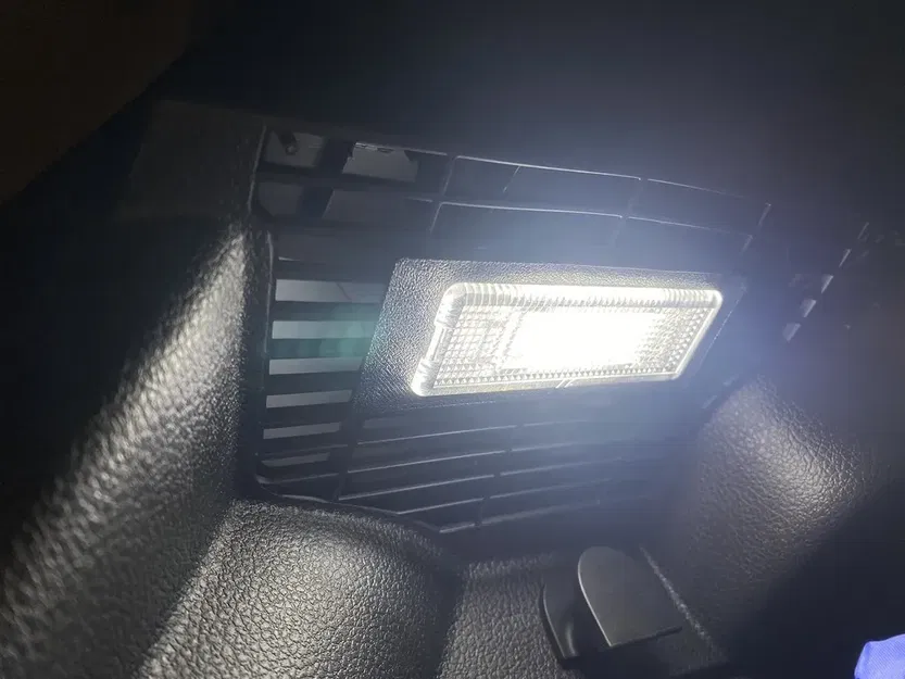 Giá đỡ đèn cốp sau cho VW Golf 7 / 7.5 GTI - Image 3