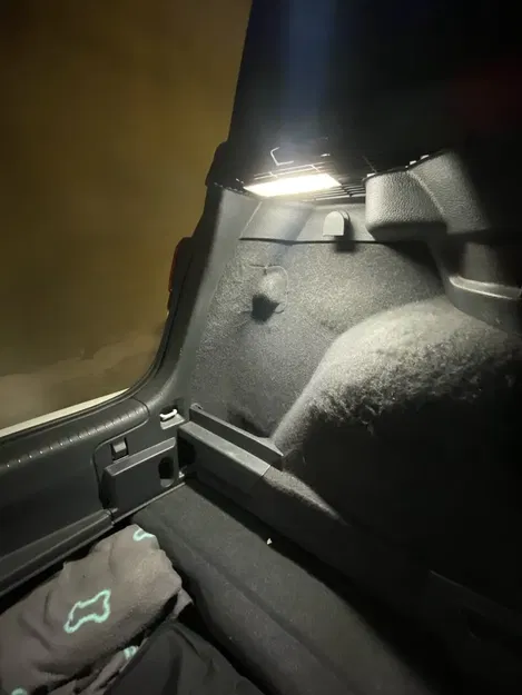 Giá đỡ đèn cốp sau cho VW Golf 7 / 7.5 GTI - Image 5