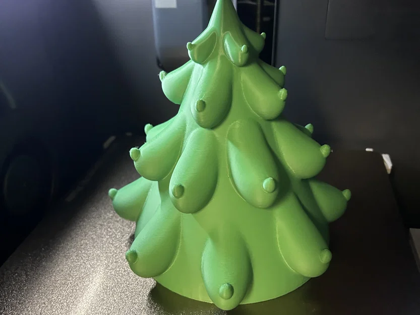 Titmas Tree - Image 1