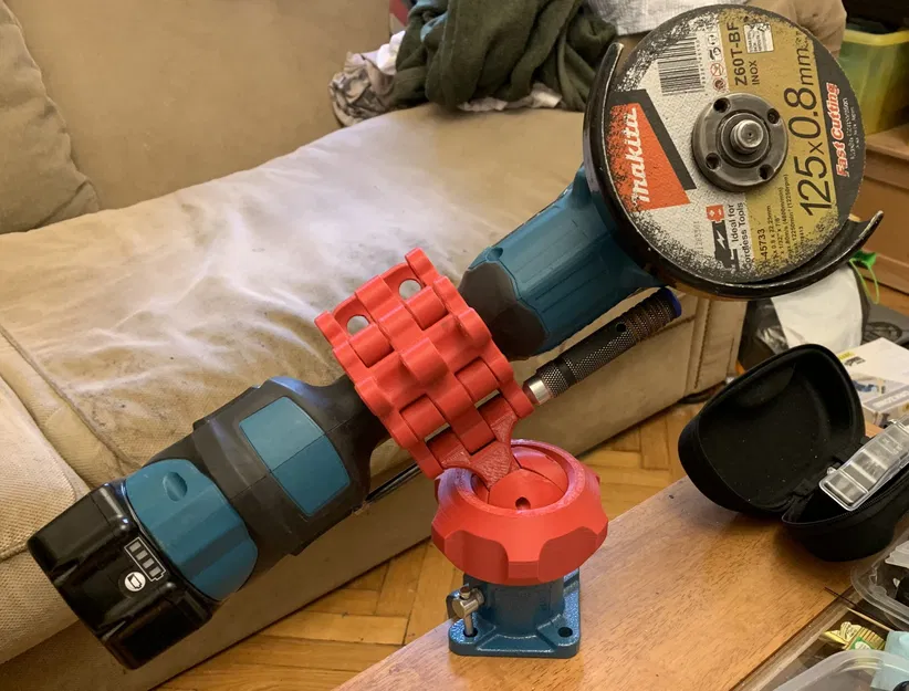 Chân Đế Máy Mài Makita DGA513 Để Bàn - Image 4