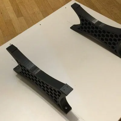 Feet for lab power supply shelve