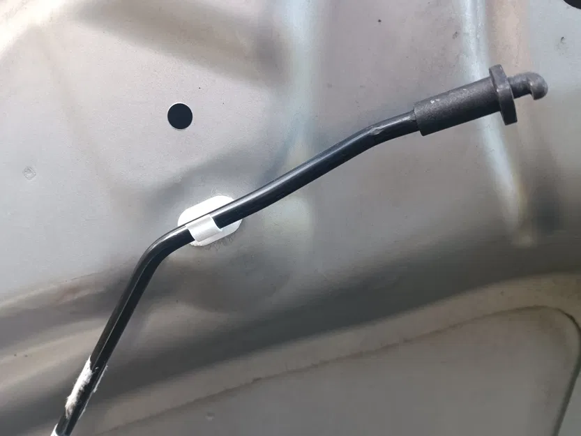 Kẹp Giữ Thanh Cóp Nắp Capo Xe Citroen C4 - Image 3