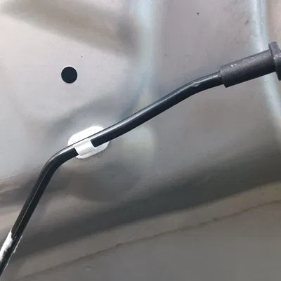 Kẹp Giữ Thanh Cóp Nắp Capo Xe Citroen C4