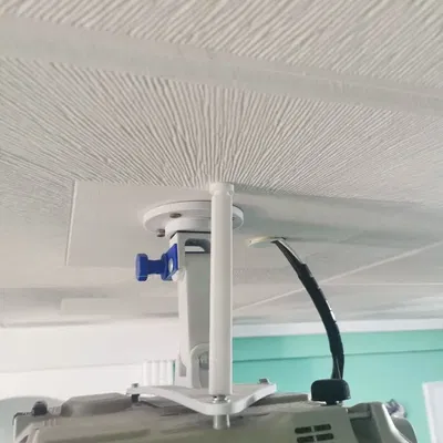 projector tilt corrector/corrector inclinación proyector