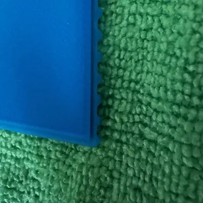 Dụng Cụ Cào Đá Băng Cỡ Thẻ Tín Dụng