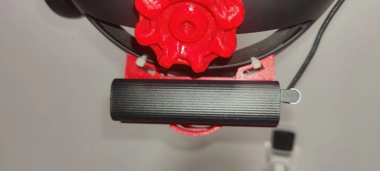 Strap holder for Mi Power Bank 3 10000 mAh Ultra Compact battery. - Image 4