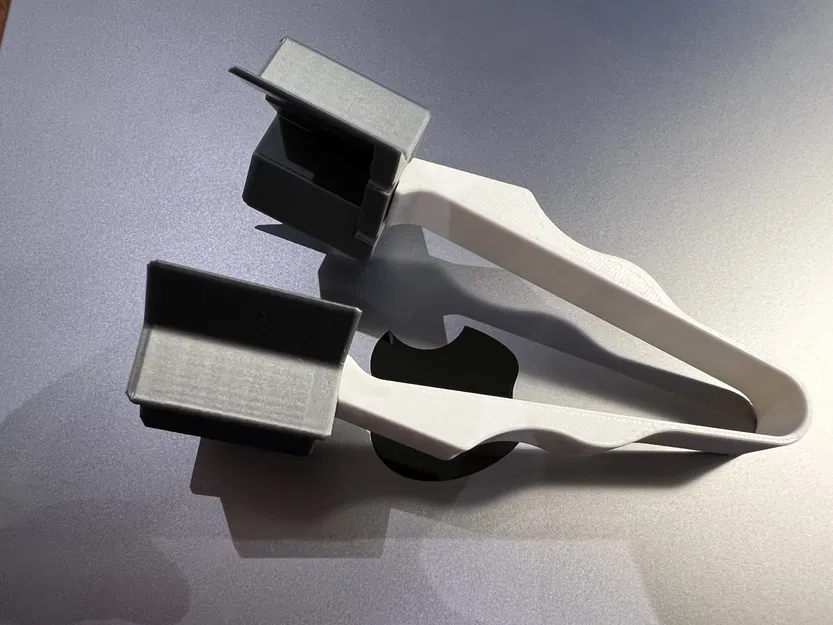 Khuôn Cắt Bánh Ngôi Sao Quế Có Tay Cầm Công Thái Học - Image 2