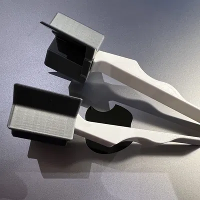 Khuôn Cắt Bánh Ngôi Sao Quế Có Tay Cầm Công Thái Học