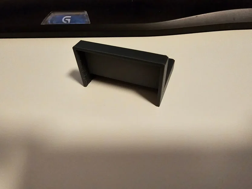 Cover for L-shaped profile - Image 3