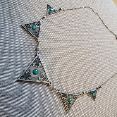 Bùa Hộ Mệnh Triss Merigold - The Witcher (Game Đầu Tiên)