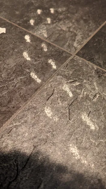 Khuôn Giày Gnome Cho Bình Xịt Muối - Image 2