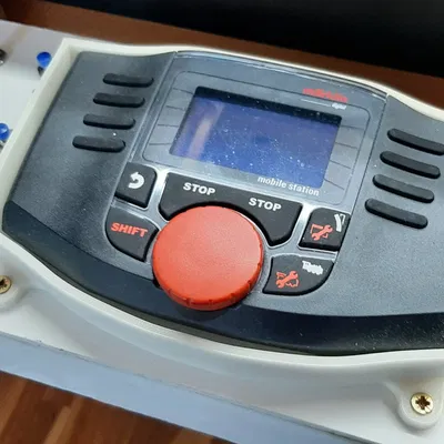 Chân đế giữ Mobile Station 2