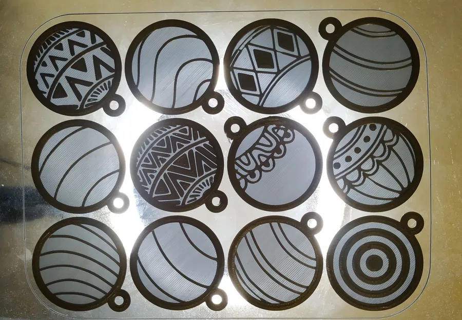 Đồ Trang Trí Giáng Sinh Trong Mờ - Image 1