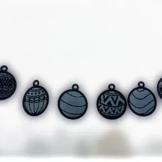 Đồ Trang Trí Giáng Sinh Trong Mờ