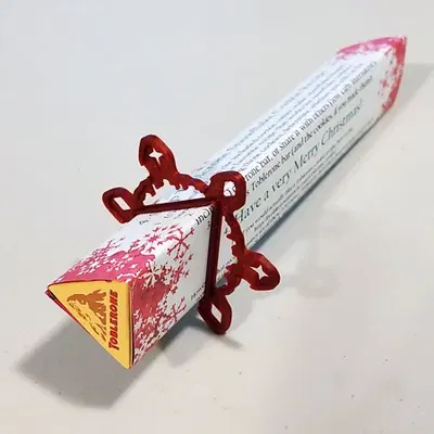 Trang trí Giáng sinh Hình Bông Tuyết Cho Thanh Toblerone