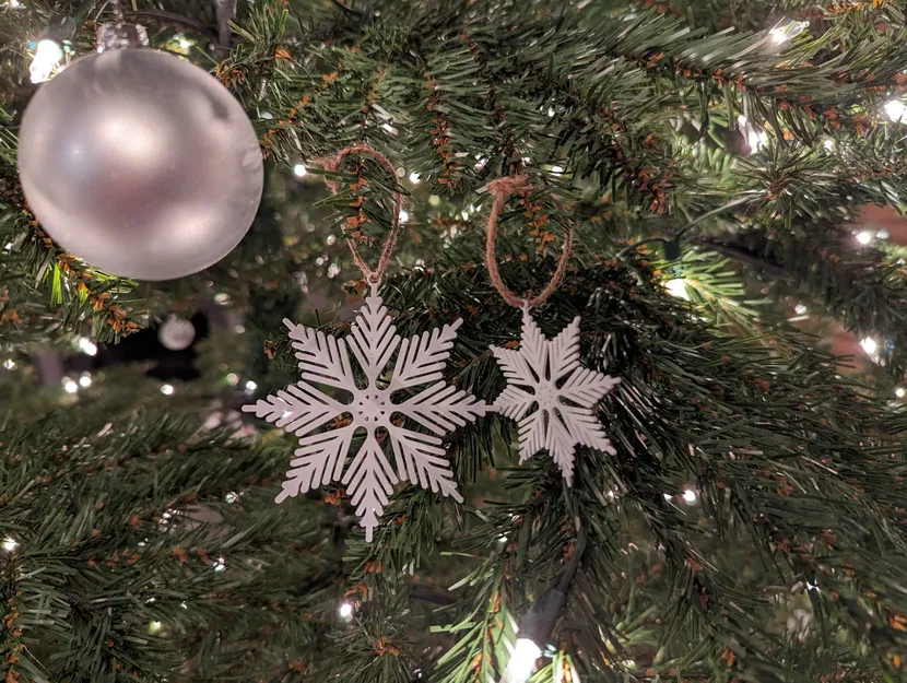 Móc Trang Trí Bông Tuyết - Image 1