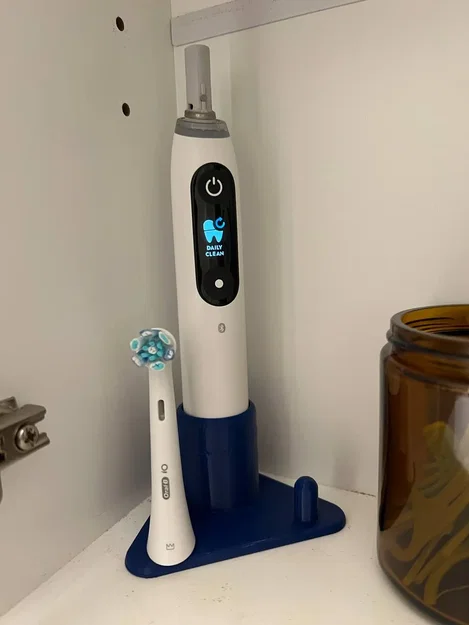 Đế Cắm Bàn Chải Oral-B IO - Image 1