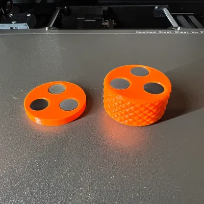 Shirt Tugger (Compare to TC Tugger)