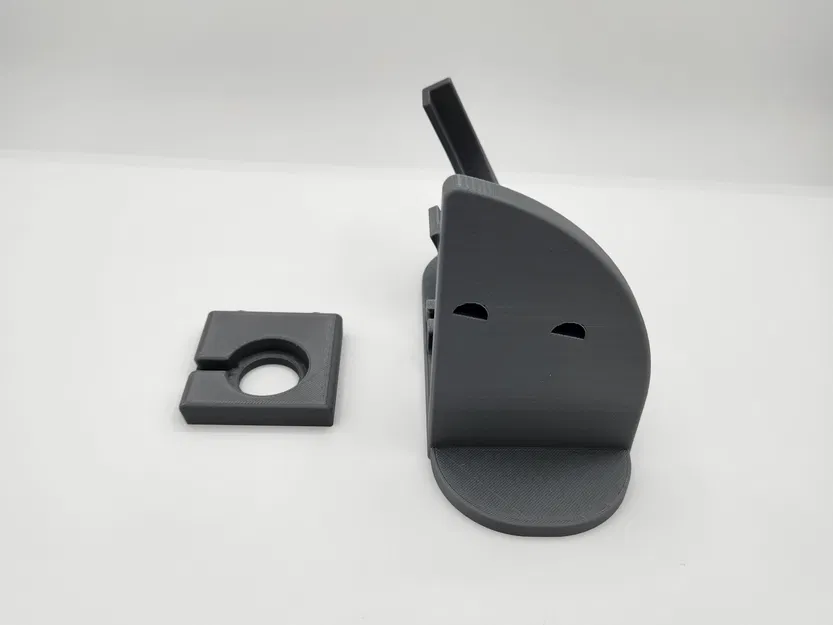 Phone charger stand with galaxy watch attachment - Image 6