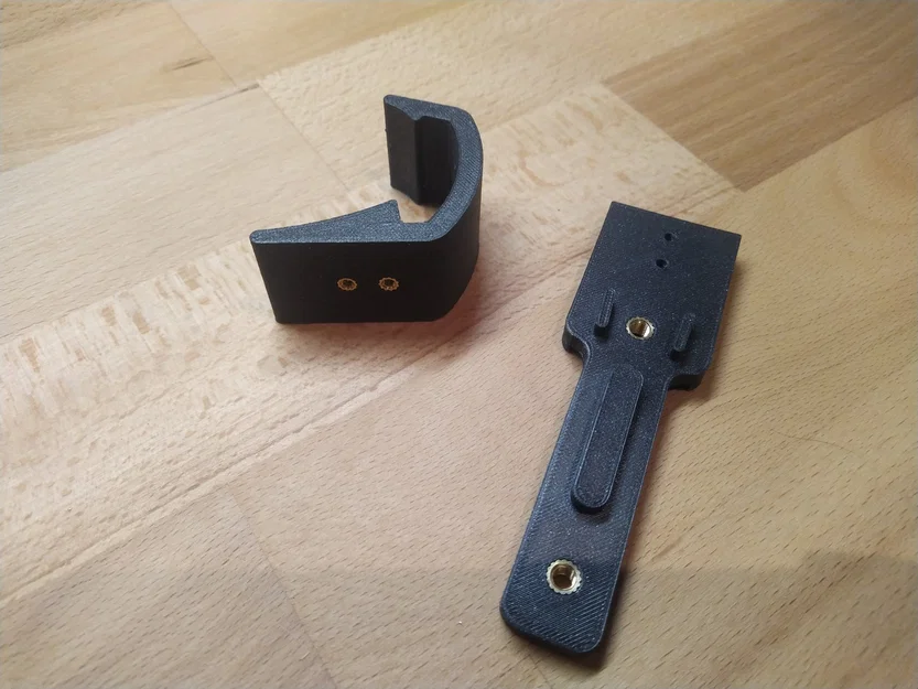Adapter Gắn Giá Đỡ Chai Nước Cho Thule Chariot - Image 1