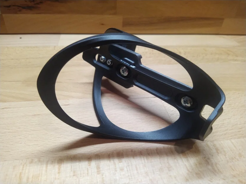 Adapter Gắn Giá Đỡ Chai Nước Cho Thule Chariot - Image 7
