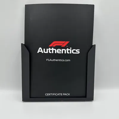 Chân đế và giá treo tường cho Gói Chứng nhận F1 Authentics