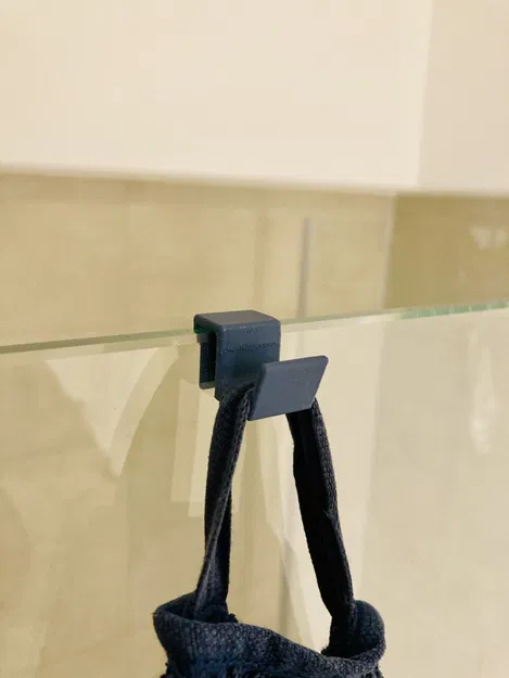 Móc treo phòng tắm nhỏ gọn, chắc chắn - Image 1