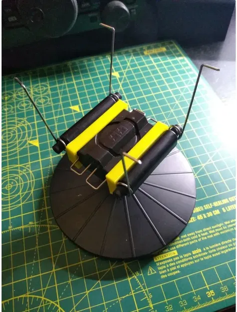 Tamiya 74522 Stand Spring clips - Image 1