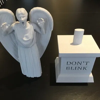 Weeping Angel base with stud