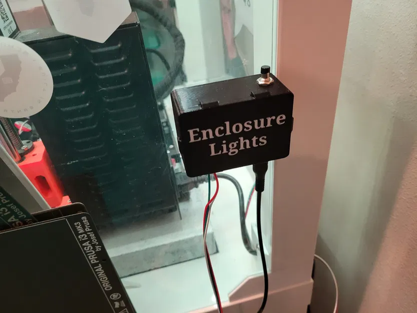 Hộp điều khiển đèn kèm nắp gài - Image 1