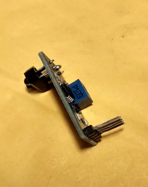 HO-Scale Tree With Train Sensor - Image 4