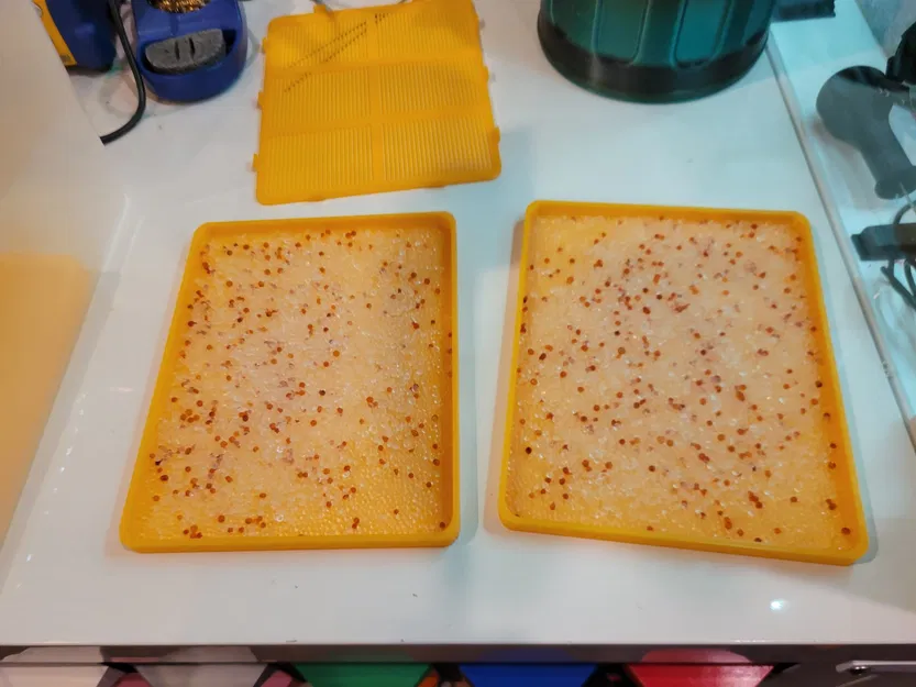 Giá đỡ hút ẩm cỡ lớn cho hộp đựng (44qt) - Image 2