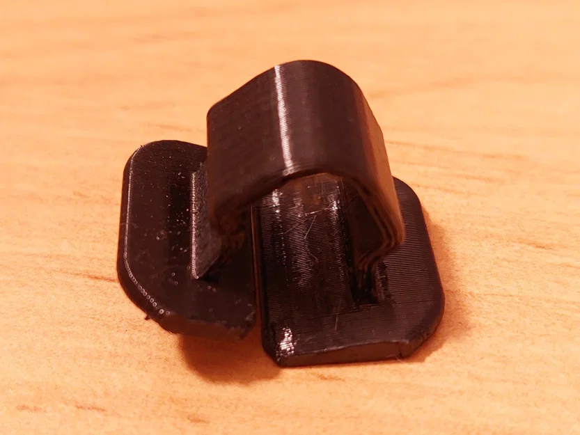 8E0863727A VW Hood Insulation Pad Clip - Image 2