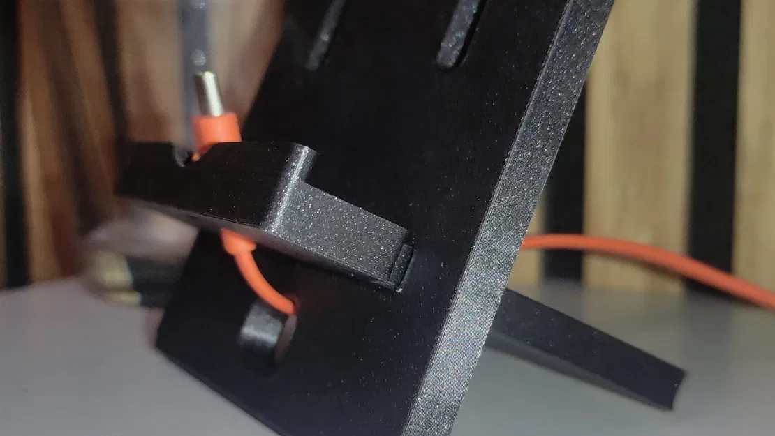 Universal Table PhoneHolder - Image 2