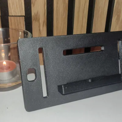 Universal Table PhoneHolder