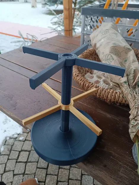 Decoration holder - Image 1