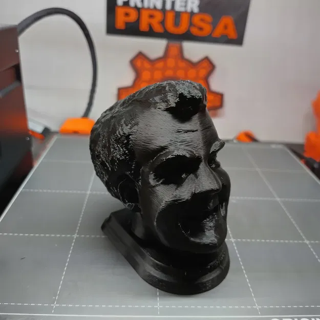 Mô hình Jeremy Clarkson - Image 2