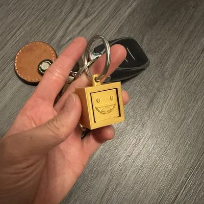 Móc Khóa Emoji Khối 3 Mặt | Buồn - Vui - Giận Dữ | Xoay Để Đổi Mặt