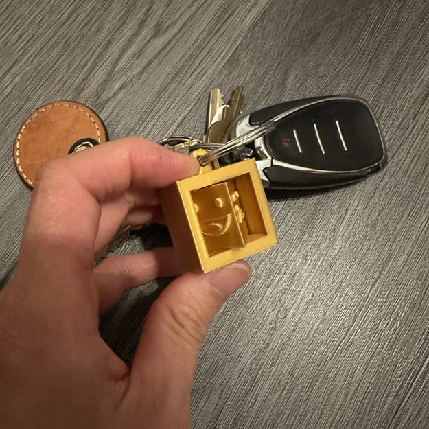 Móc Khóa Emoji Khối 3 Mặt | Buồn - Vui - Giận Dữ | Xoay Để Đổi Mặt - Image 5