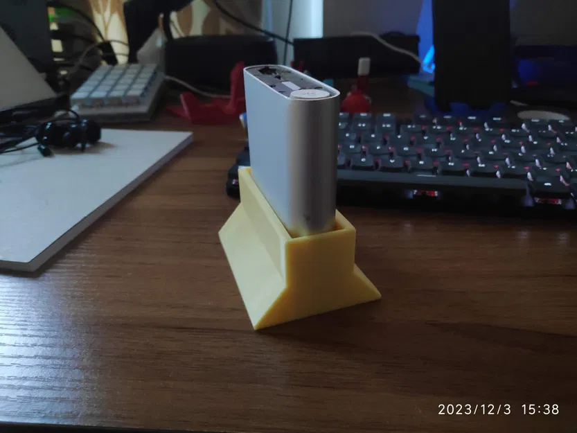 Giá Đỡ Sạc Dự Phòng Mi(Xiaomi) 10000 mAh - Image 1